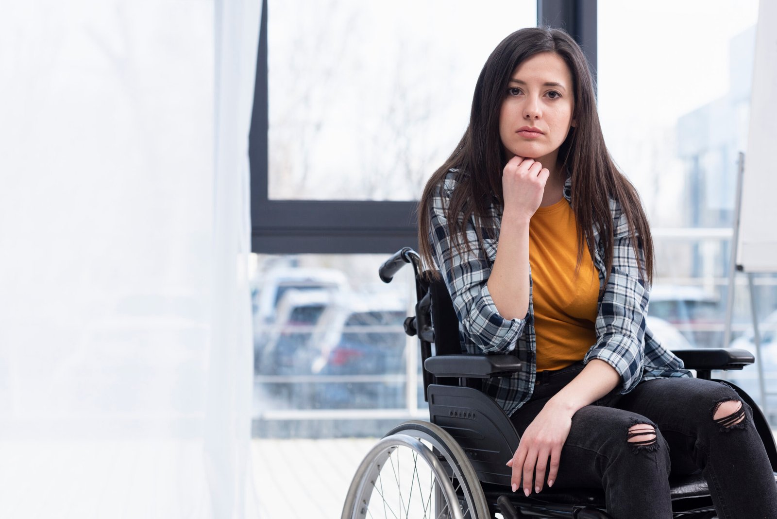 woman-wheelchair-being-sad